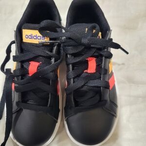 12c adidas colour block court shoe